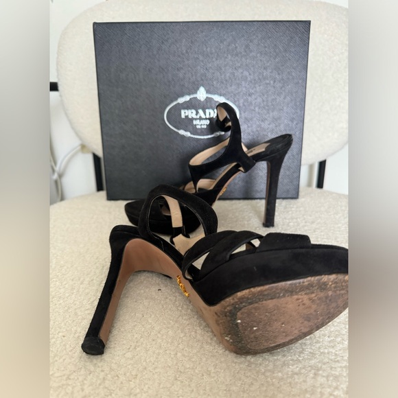 Prada black suede heels - Picture 5 of 6